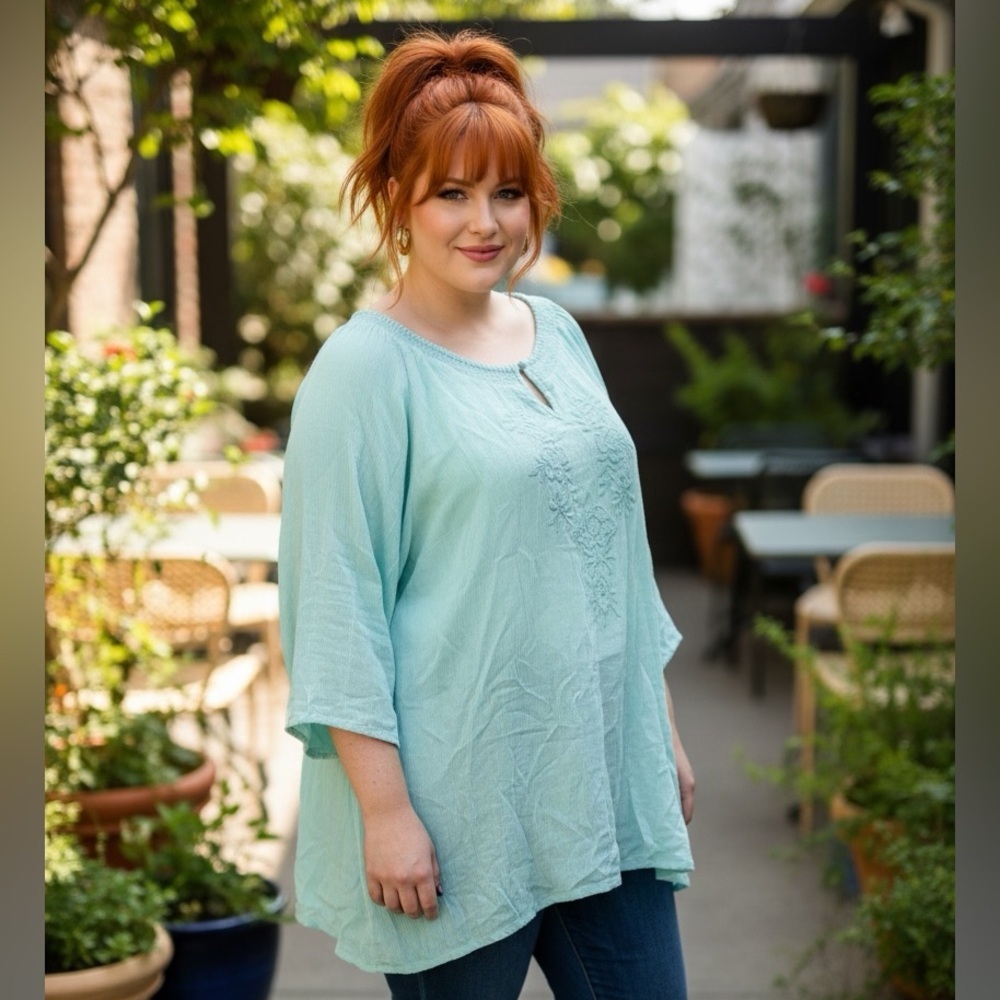 Vintage Addition Elle - Y2K Peasant Style Quarter Sleeve Embroidered Top